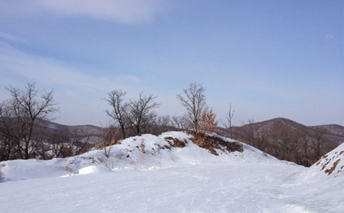 長(zhǎng)春蓮花山滑雪場(chǎng)