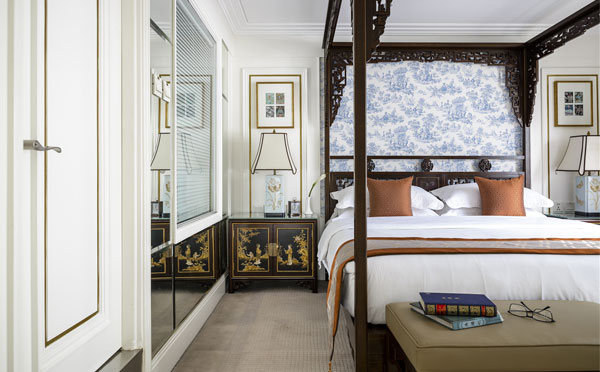 長(zhǎng)江探索號(hào)名人套